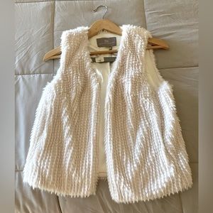 NEW Tarte Collections White Vest